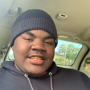 Meet your Posher, Adrian